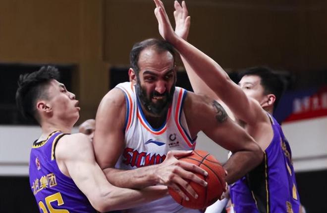 天津男篮遭到重挫,四连败战绩不佳排行倒数前列的简单介绍